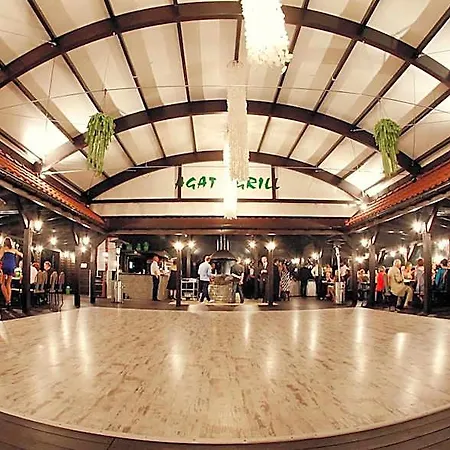 Agat Hotel