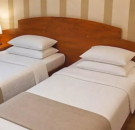 Agat Hotel 2*